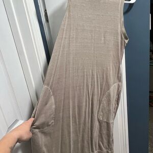 Old Navy Tan Crew Neck Top